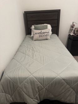 Twin bed with mattress