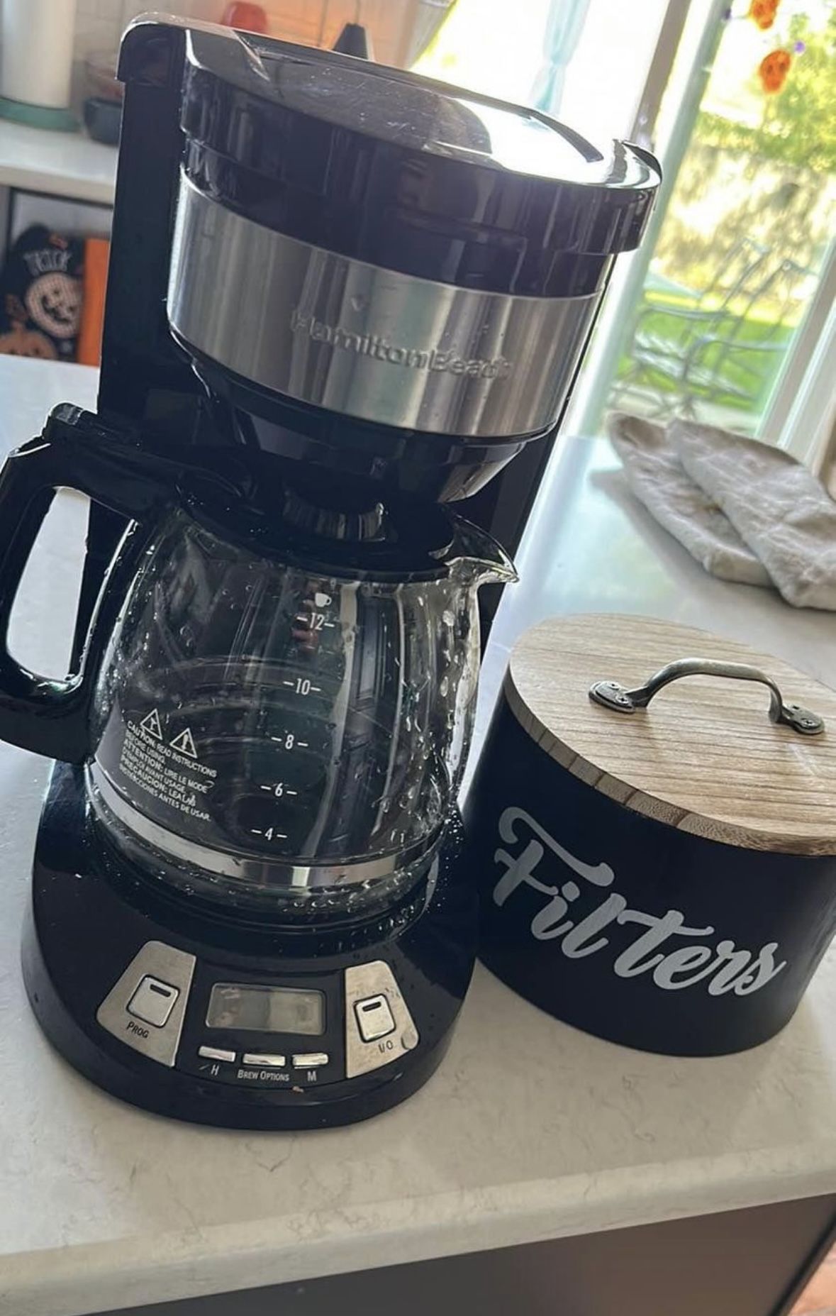 Coffee Maker And Filter Holder
