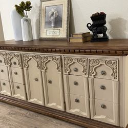 beautiful Dresser