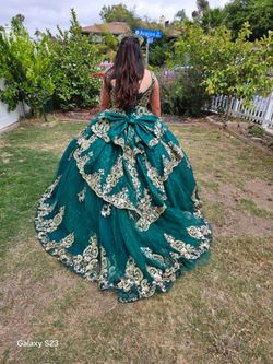 quinceañera dress/ sweet 16