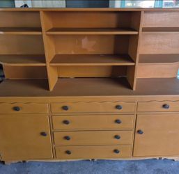 1947 Monterey Buffett & kitchen shelf unit from panorama city
Dimensions 
Depth 18"
Height 57"
Width 71" 
A very rare Monterey kitchen Buffett & curve