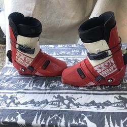 Salomon SX 91 Ski Boots