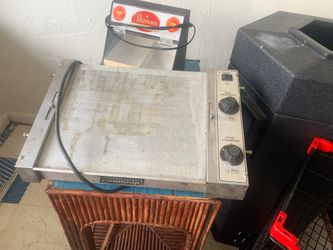 Hot dog sausage cooker