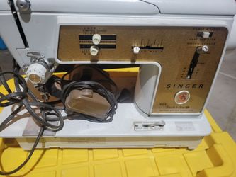 60's Singer Goldens sewing machine