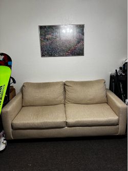 Pull out couch