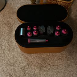 Dyson AirWrap Attachments And Case