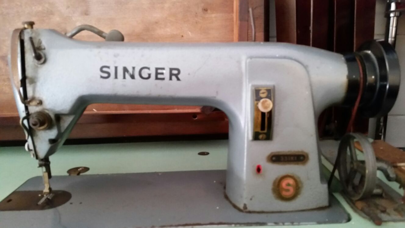 SINGER 331k1 Industrial Sewing Machine with Table for Sale in Kissimmee, FL OfferUp
