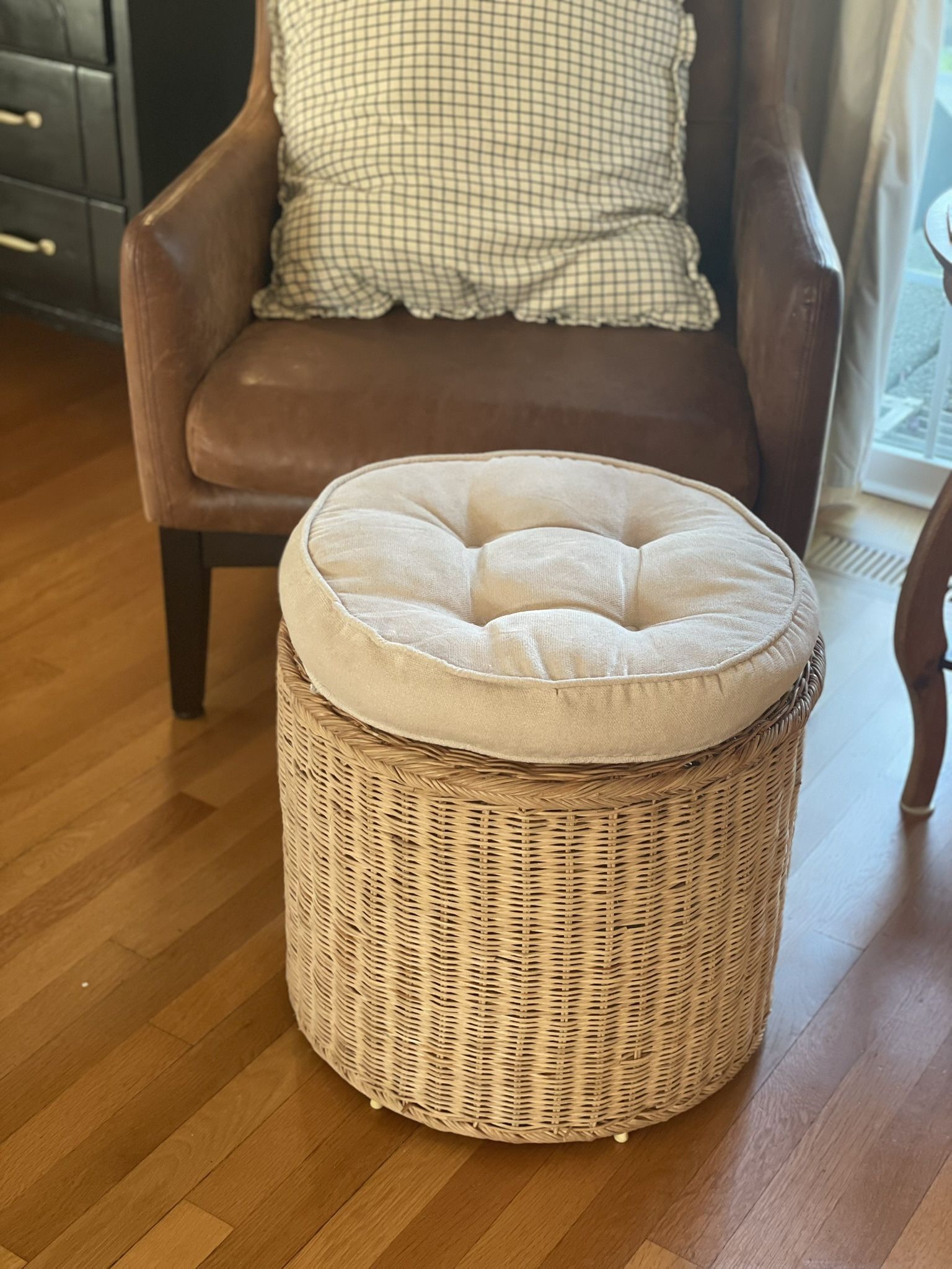 Wicker Storage Ottoman