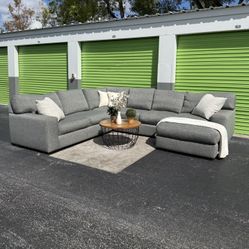 Sectional Couch Sofa - City Furniture - Gray - Delivery Available 🚚