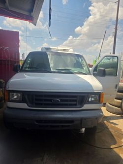 2005 Ford Econoline