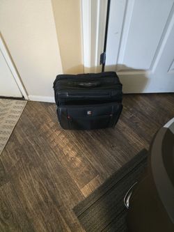 Hand suitcase