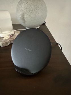 Samsung Qi Fast Charge Wireless Charging Stand EP-N5100 w/ USB-C Cable USA SHIP