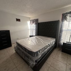 Complete Black Bedroom Set