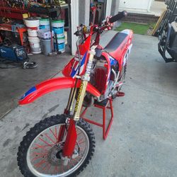 2005 Cr85 Honda Dirt Bike