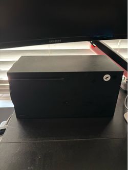 Xbox series x | 5 games | 3 controllers