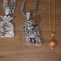 3 Chains With Pendants