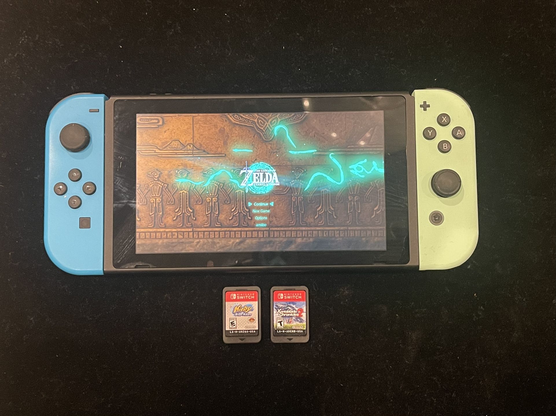 Nintendo Switch 32GB Console Neon Green Blue Joy-Cons+ 2 Games