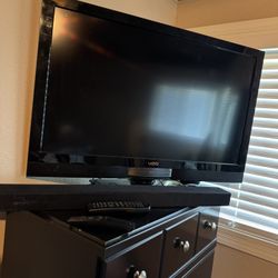 40 inch TV