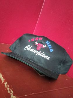 Vintage  Chicago Bulls NBA Champions 96