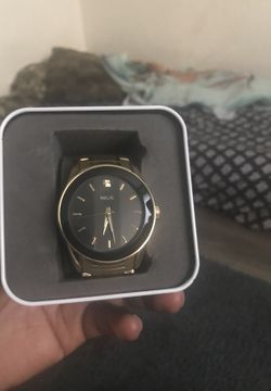 New gold watch 80$$$$$$$$$