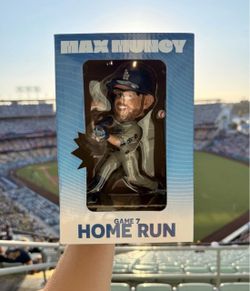Max Muncy Bobblehead LA Dodgers SGA Game 7 Home Run 08/10/26