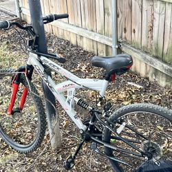 OZONE Mountain Bike For Sale 