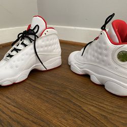 Air Jordan Sneaker 13 Retro Size 6 