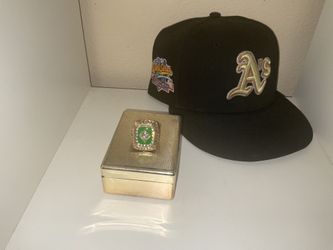 Oakland A’s World Series Battle Of the Bay Neudy Clime Oakland Athletics Replica Championship Ring size 11 Mint condition 