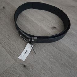 MENS NEW COACH BELT MEDIUM TO LARGE.