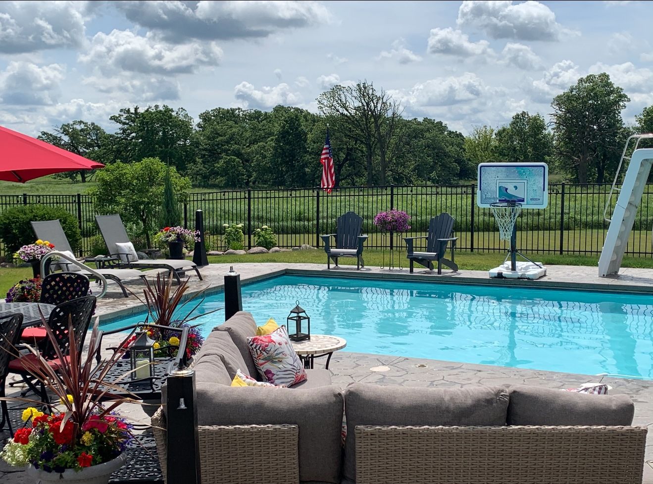 Lifetime Pool Side Basketball Hoop