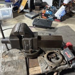 American Scale Co. No. 66 Red Seal Bench Vise 6inch Jaws >150lbs