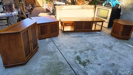 Cabinet Set