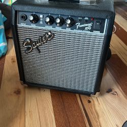 Squier Frontman 10G Guitar Amp