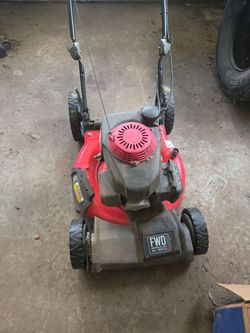 Self propelled lawn mower, used but works great