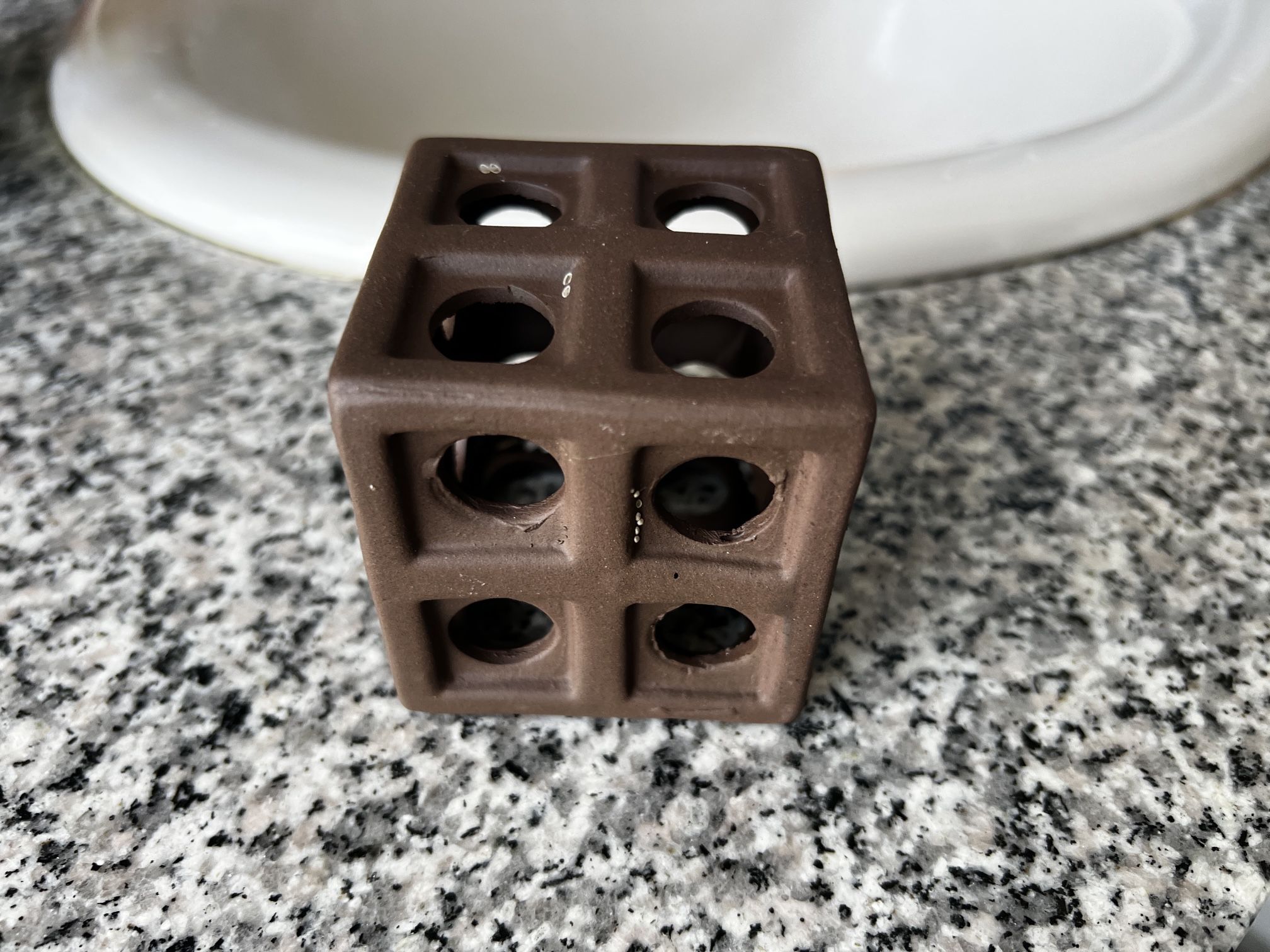 Ceramic Shrimp Hide(2.75”x2.75”x2.75”)