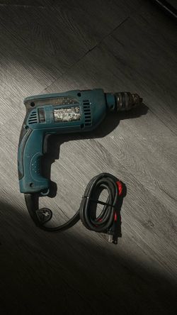5/8inch makita hammer drill