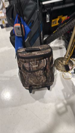Rolling cooler