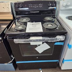 30 in, 4 Burner Element Free-Standing Electric Range in Black