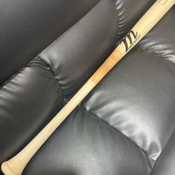 Wood Bat 