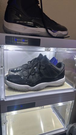 Jordan 11 retro space jam low