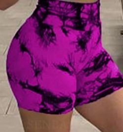 YEOREO size SMALL in PINK TIE DYE Seamless Workout Shorts for Women: High Waisted Gym Scrunch Butt Tie Dye Short - Booty Lifting Spandex Yoga Short