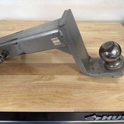 2” receiver hitch w/2” ball