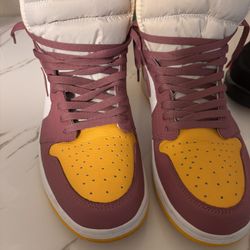 Nike Air Jordan 1 High Retro OG Brotherhood 