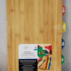 Mainstays Bamboo Cutting Board w/ Flexible Cutting Mats 5pc