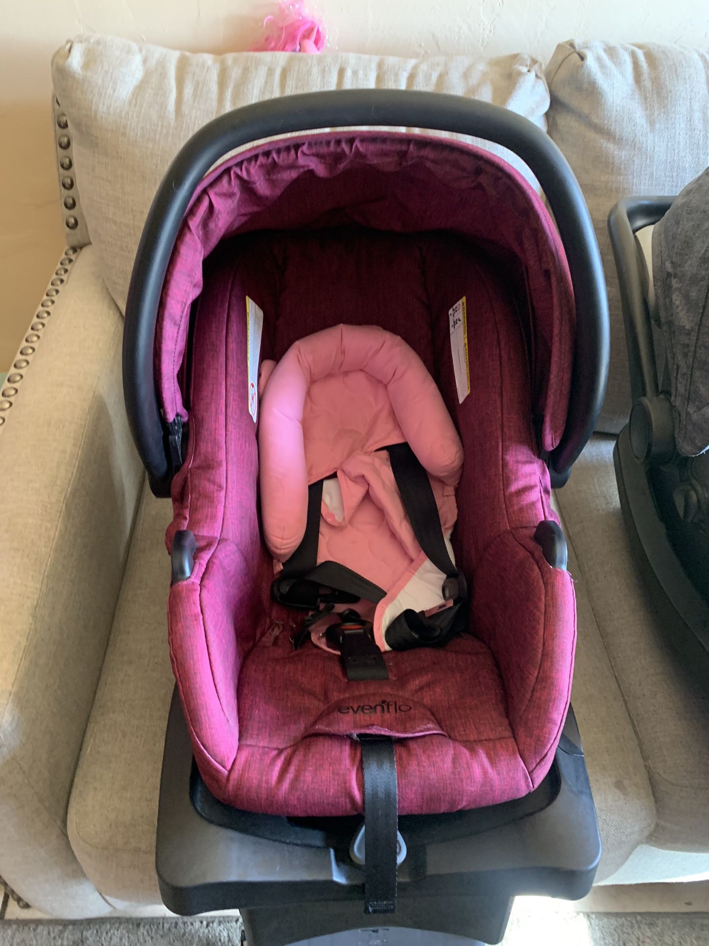 Evenflo Urbini Infant Car Seat