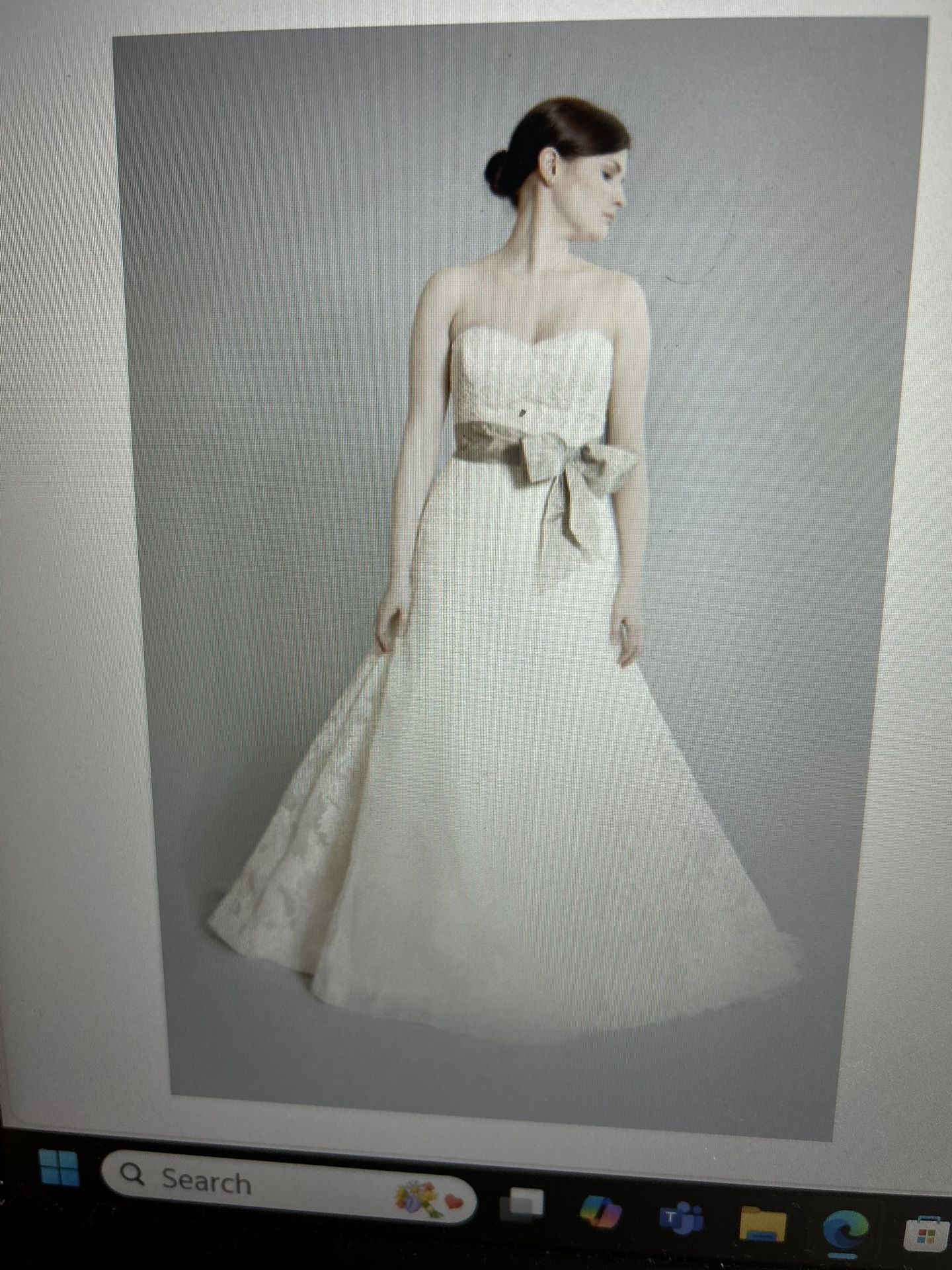  Vera Wang Wedding Dress New