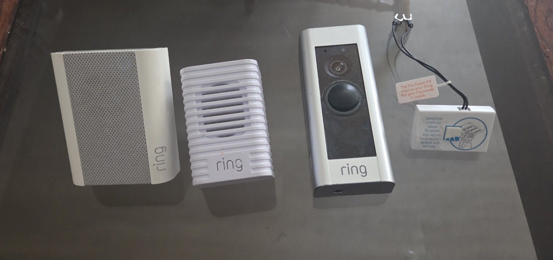 Ring Video Doorbell Pro + 2 Chimes
