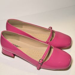 Women’s Hot Pink Flats Size 7