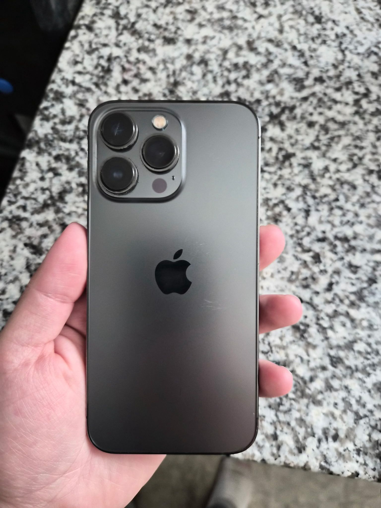 iPhone 13 Pro