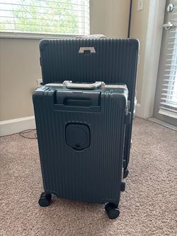 NOBL Hard Shell Luggage Set of 2 Brand New